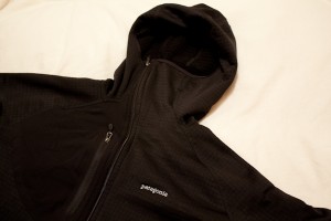 R1 Hoody