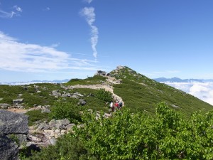 金峰山へ